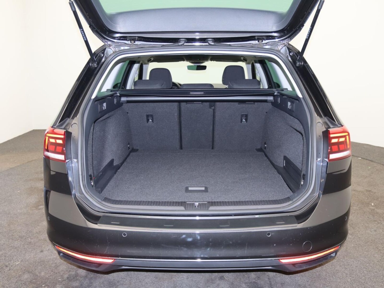 Volkswagen Passat Variant – Bild 9