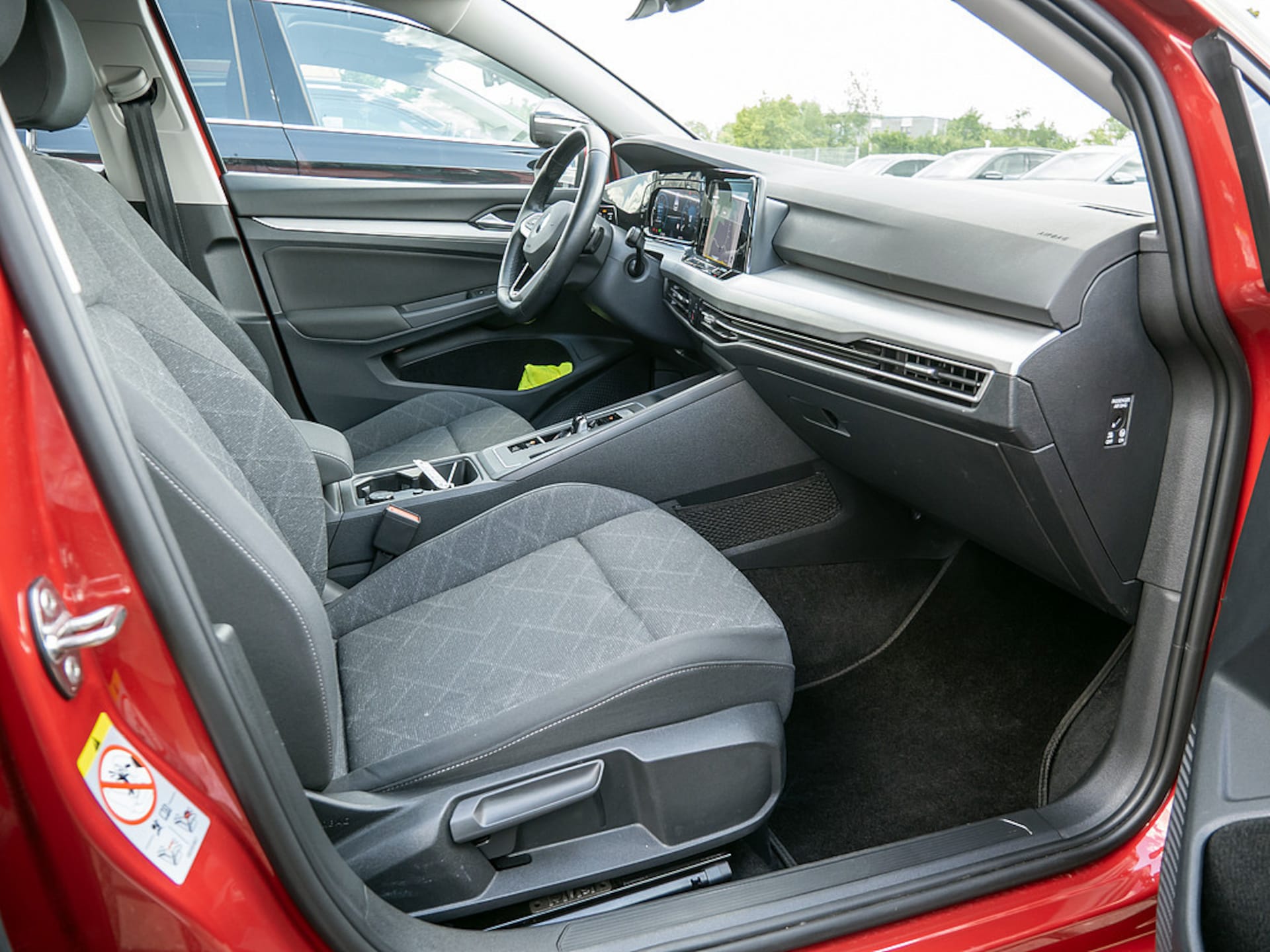 Volkswagen Golf Life