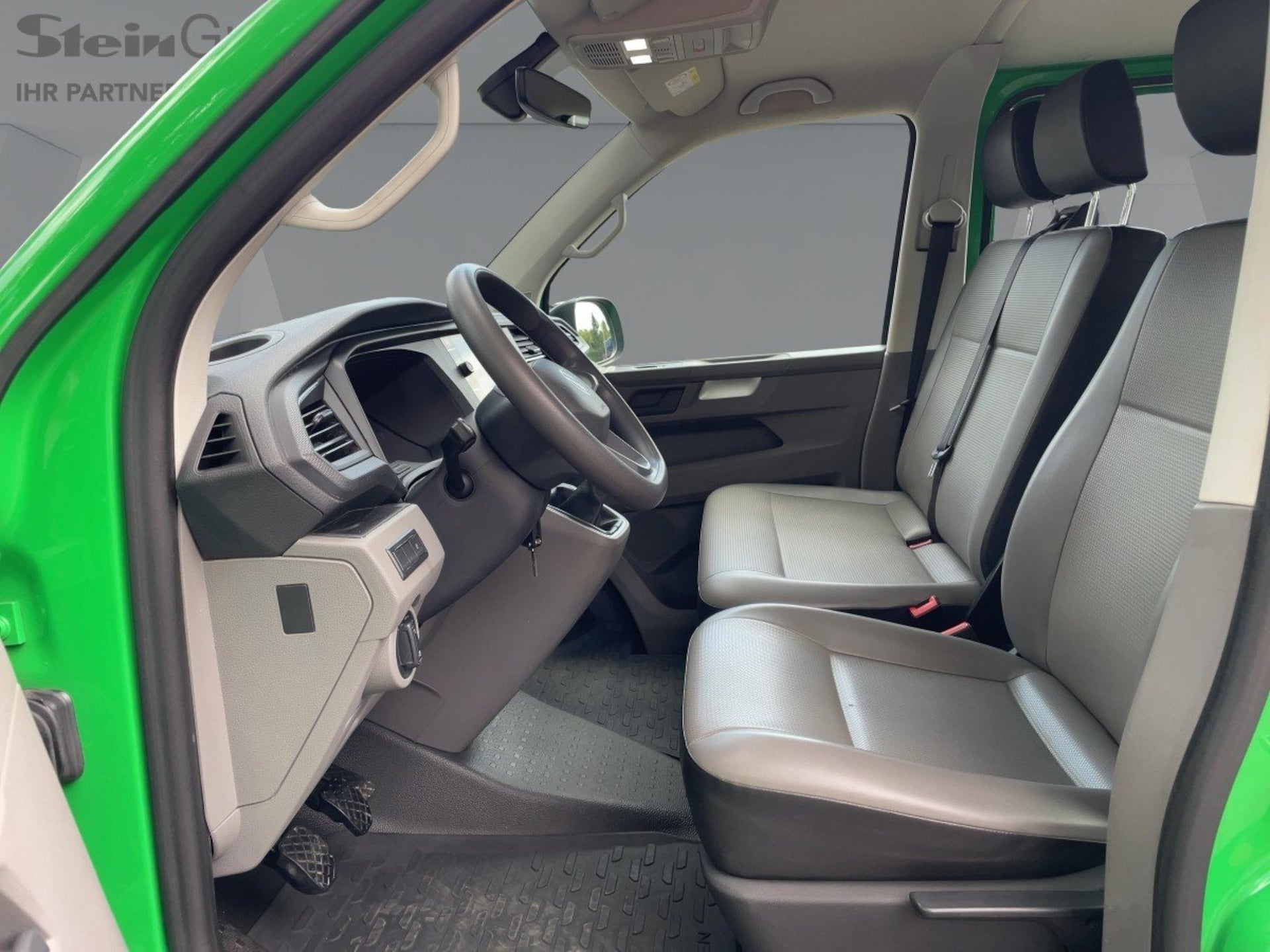 Volkswagen T6.1 Transporter Pritschenwagen Doppelkabine