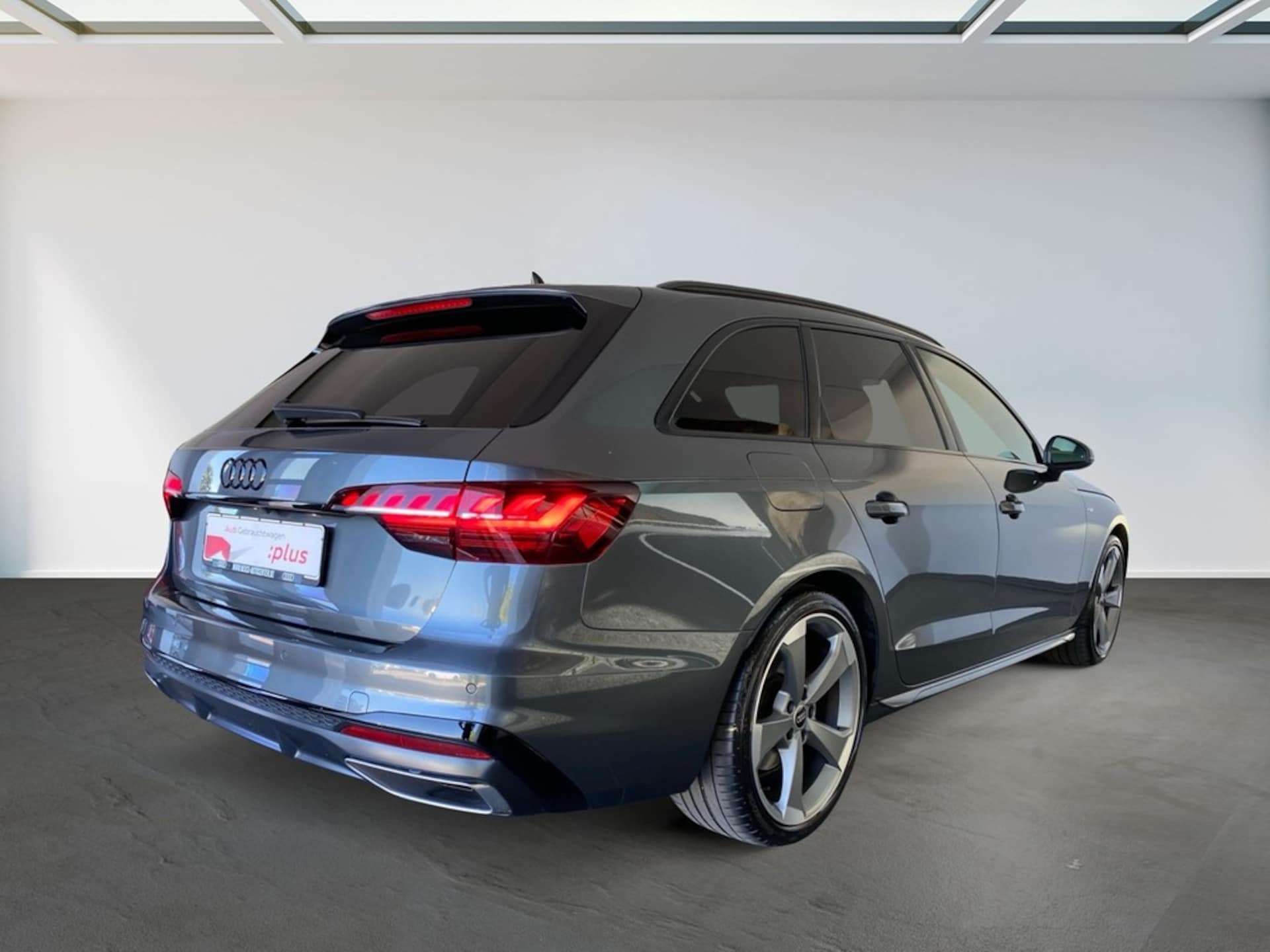Audi A4 Avant S line