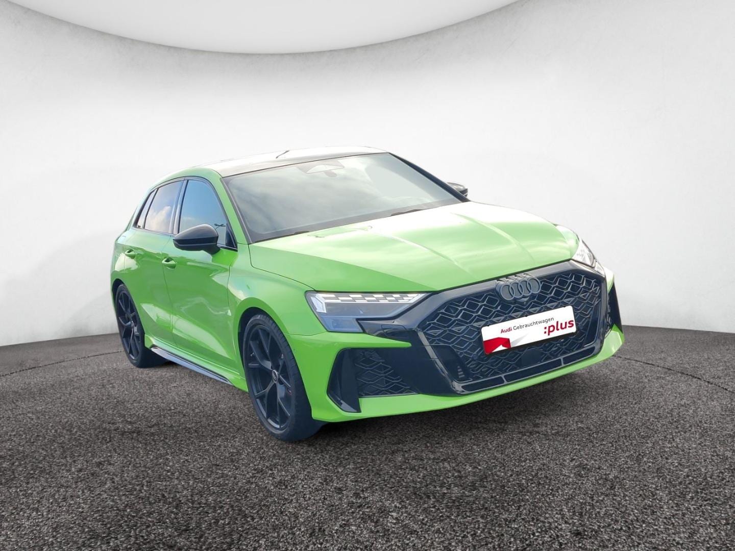 Bild über Audi RS 3 Sportback TFSI quattro 294 kW S tronic - für weitere Informationen kontaktieren Sie den Audi Partner