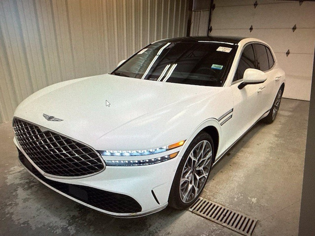 2023 GENESIS G90