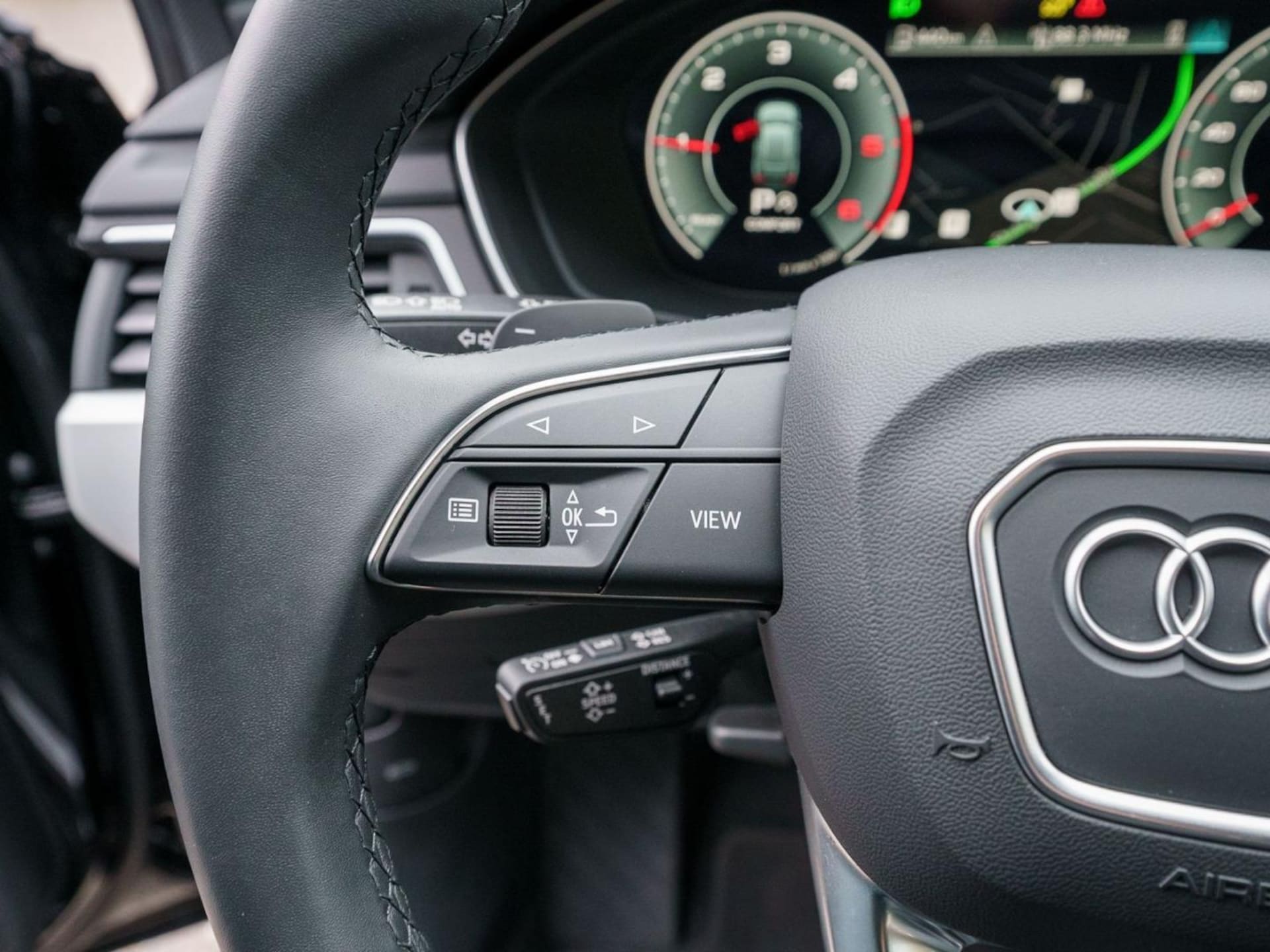 Audi A4 Avant S line