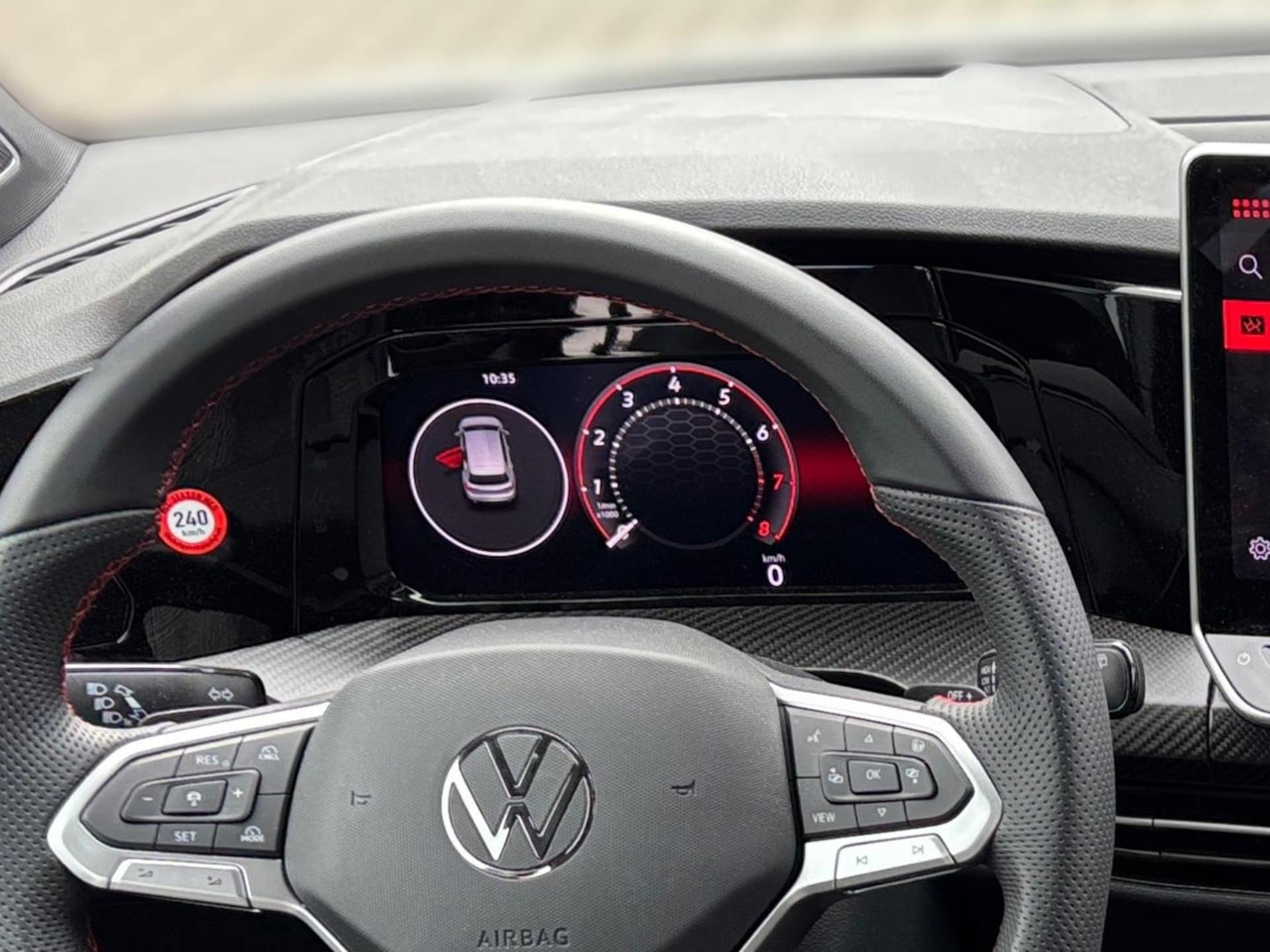 Volkswagen Golf GTI