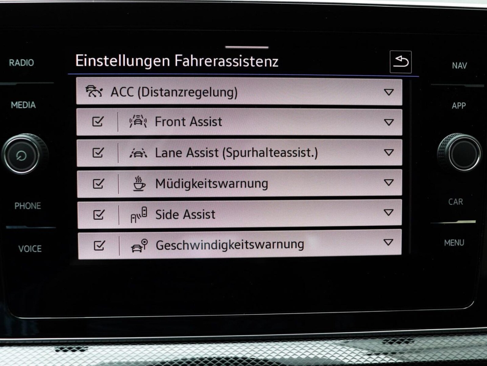 Volkswagen T-Cross – Bild 13