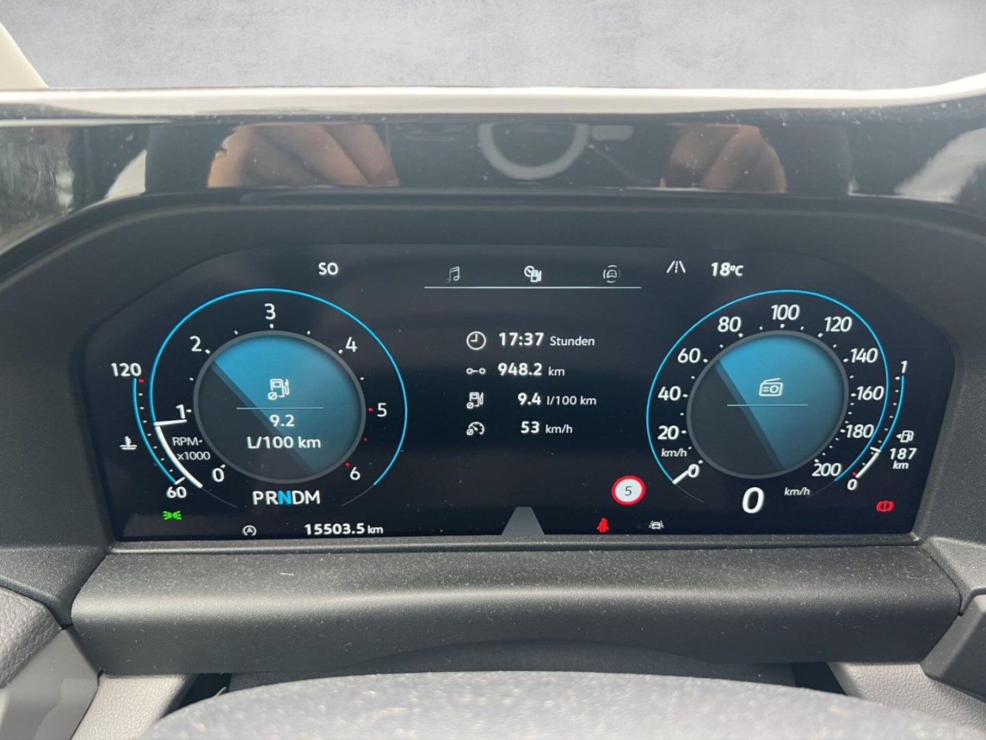 Volkswagen Caravelle langer Radstand Life