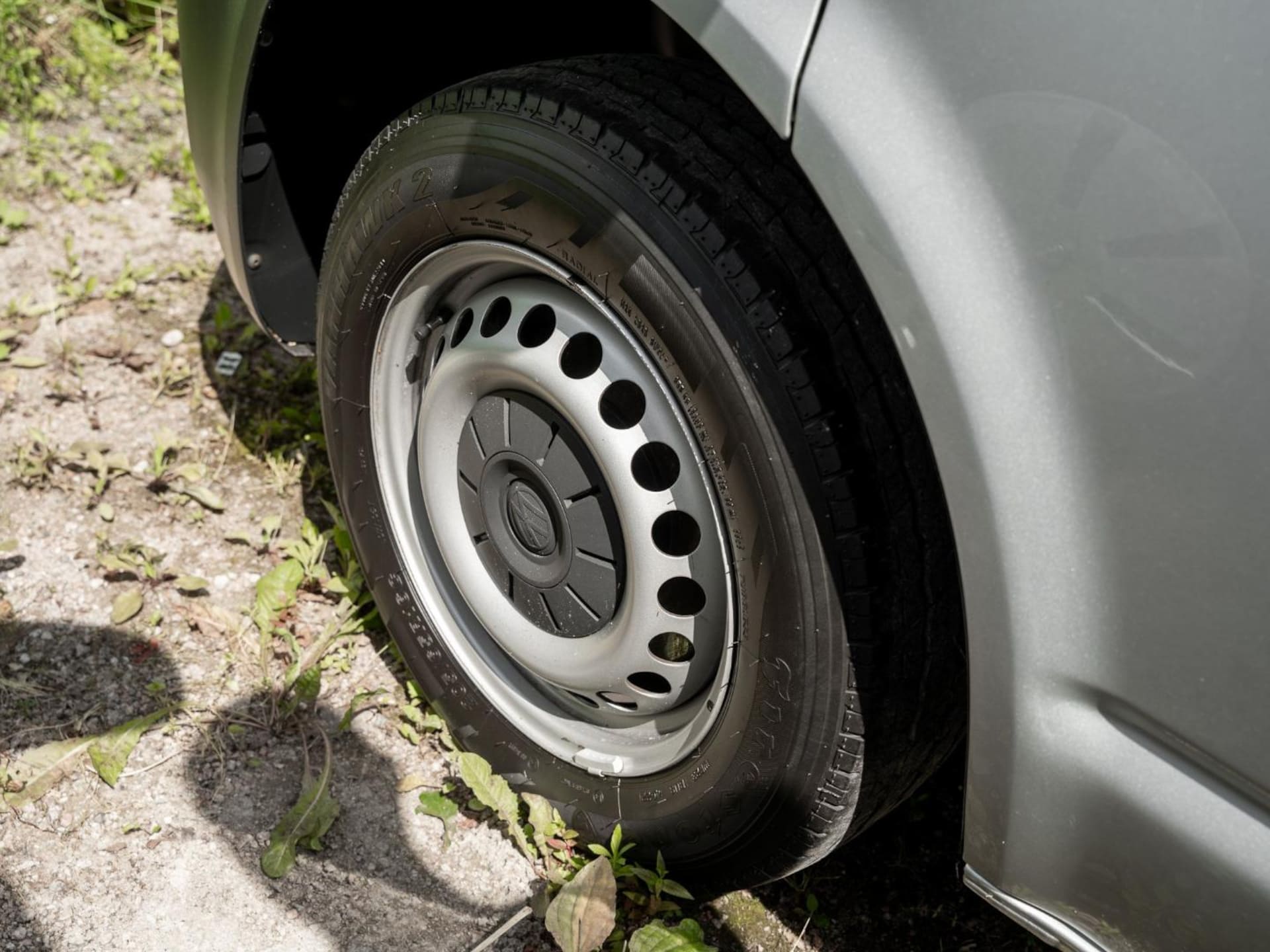 Volkswagen T6.1 Transporter Kasten langer Radstand