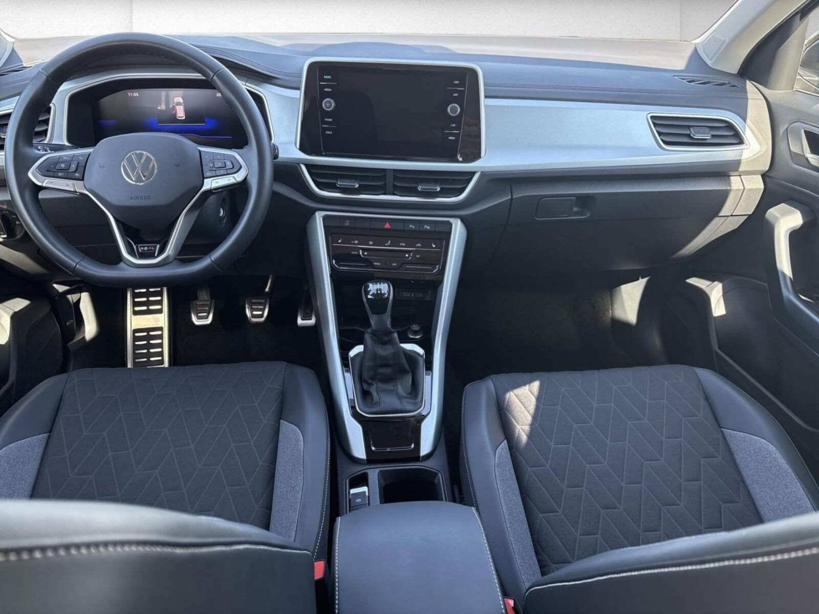Volkswagen T-Roc – Bild 11