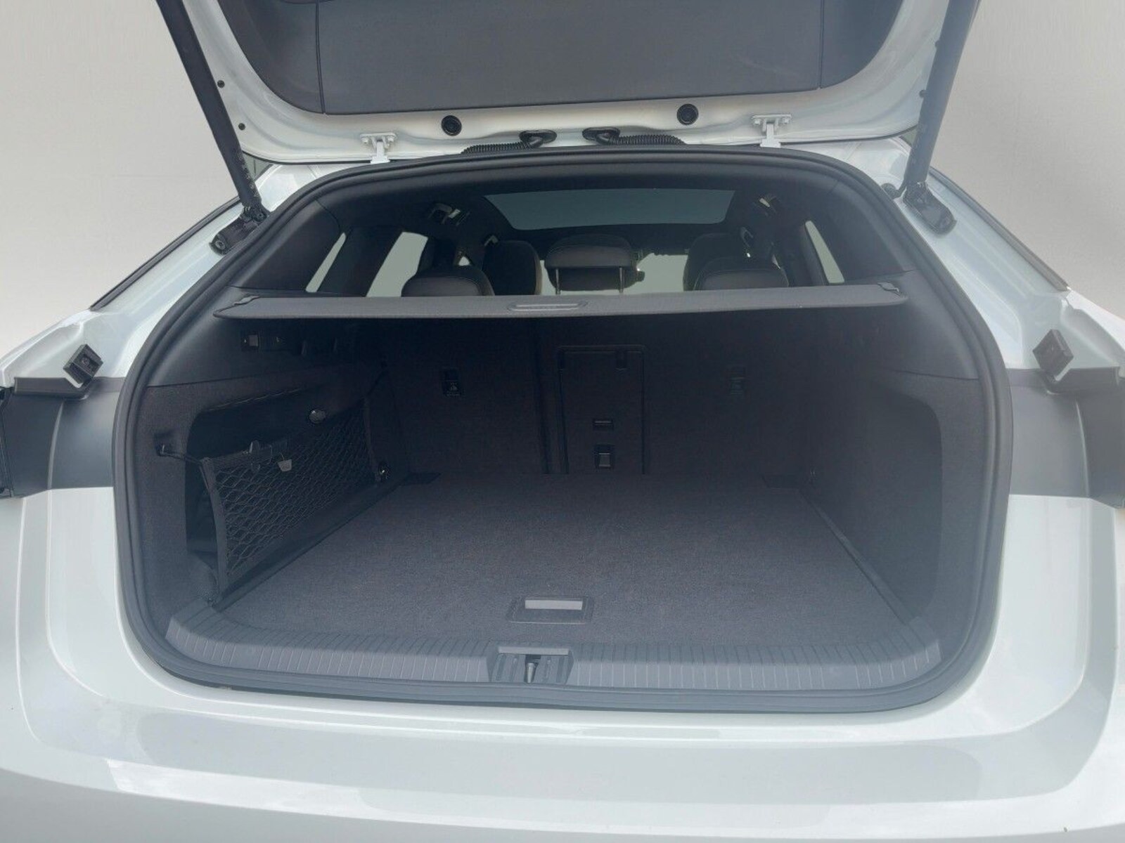 Volkswagen ID.7 Tourer – Bild 8