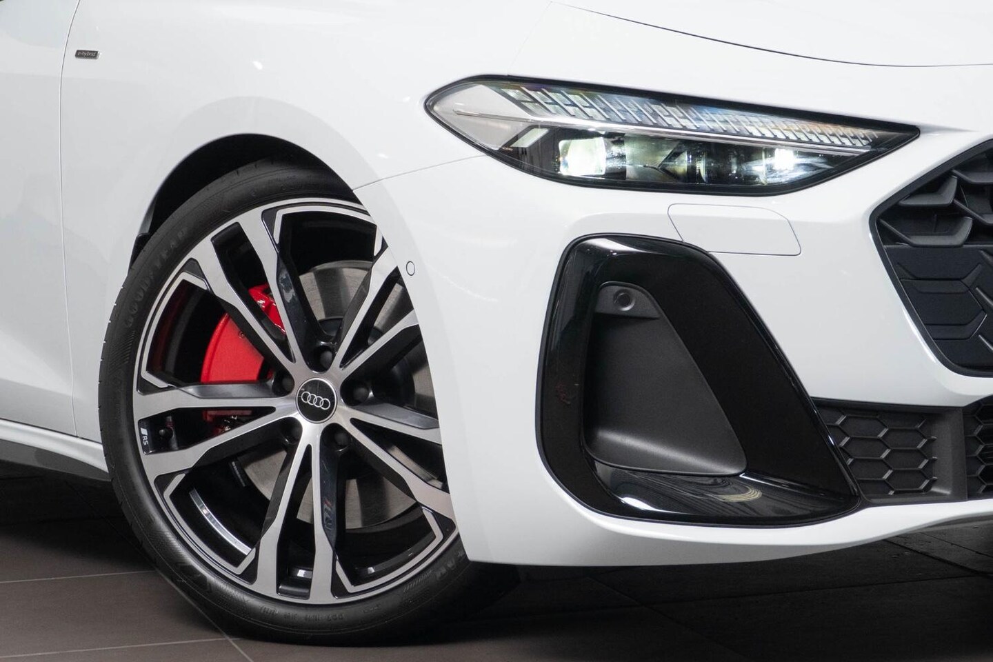Image about Audi A5 Sedan TFSI e e-hybrid quattro 270 kW S tronic
