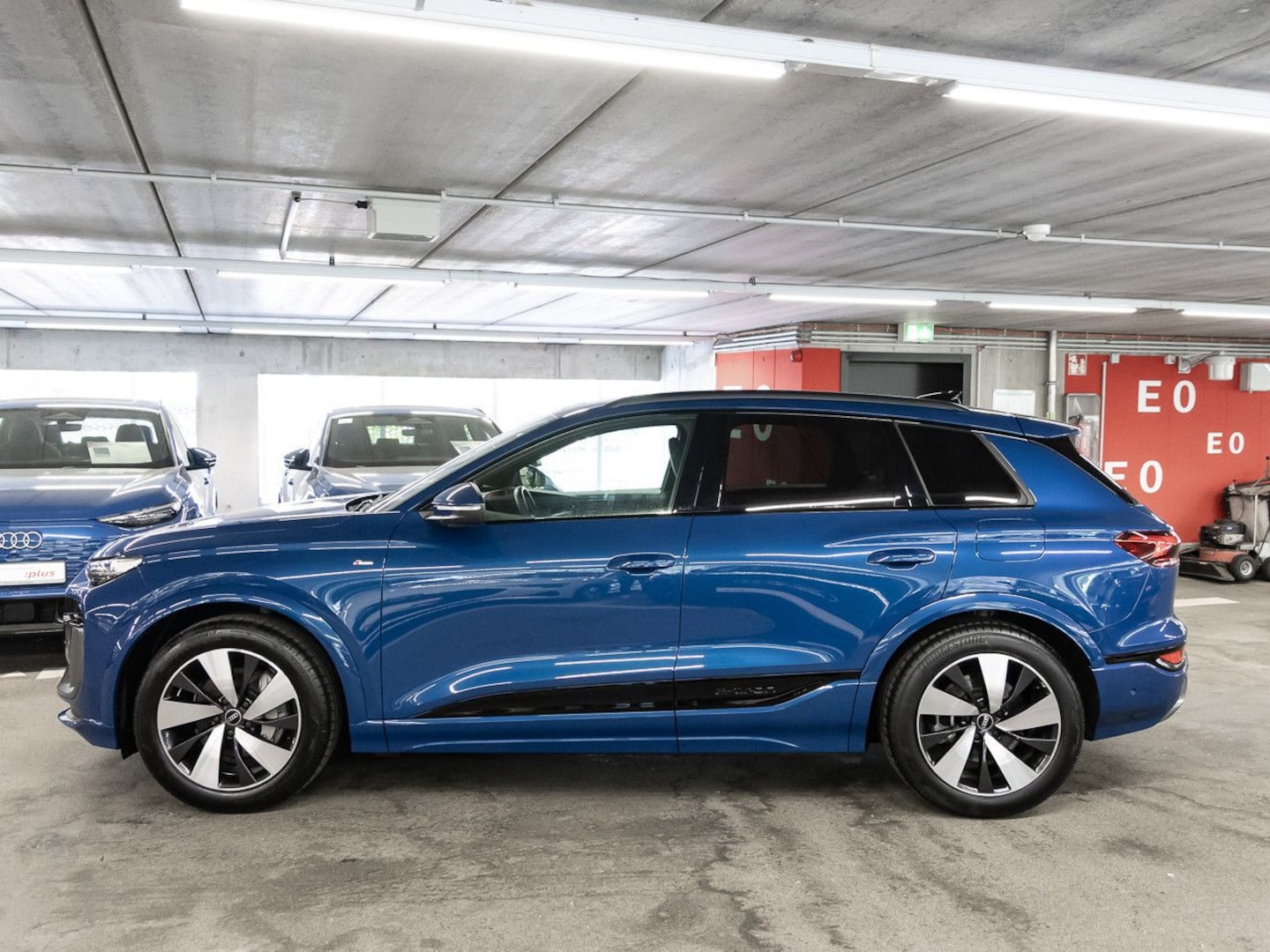 Bild über Audi Q6 SUV e-tron e-tron quattro - für weitere Informationen kontaktieren Sie den Audi Partner