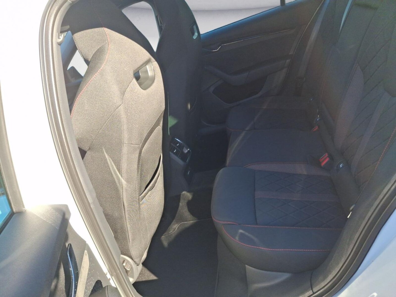 Škoda Octavia Combi – Bild 14