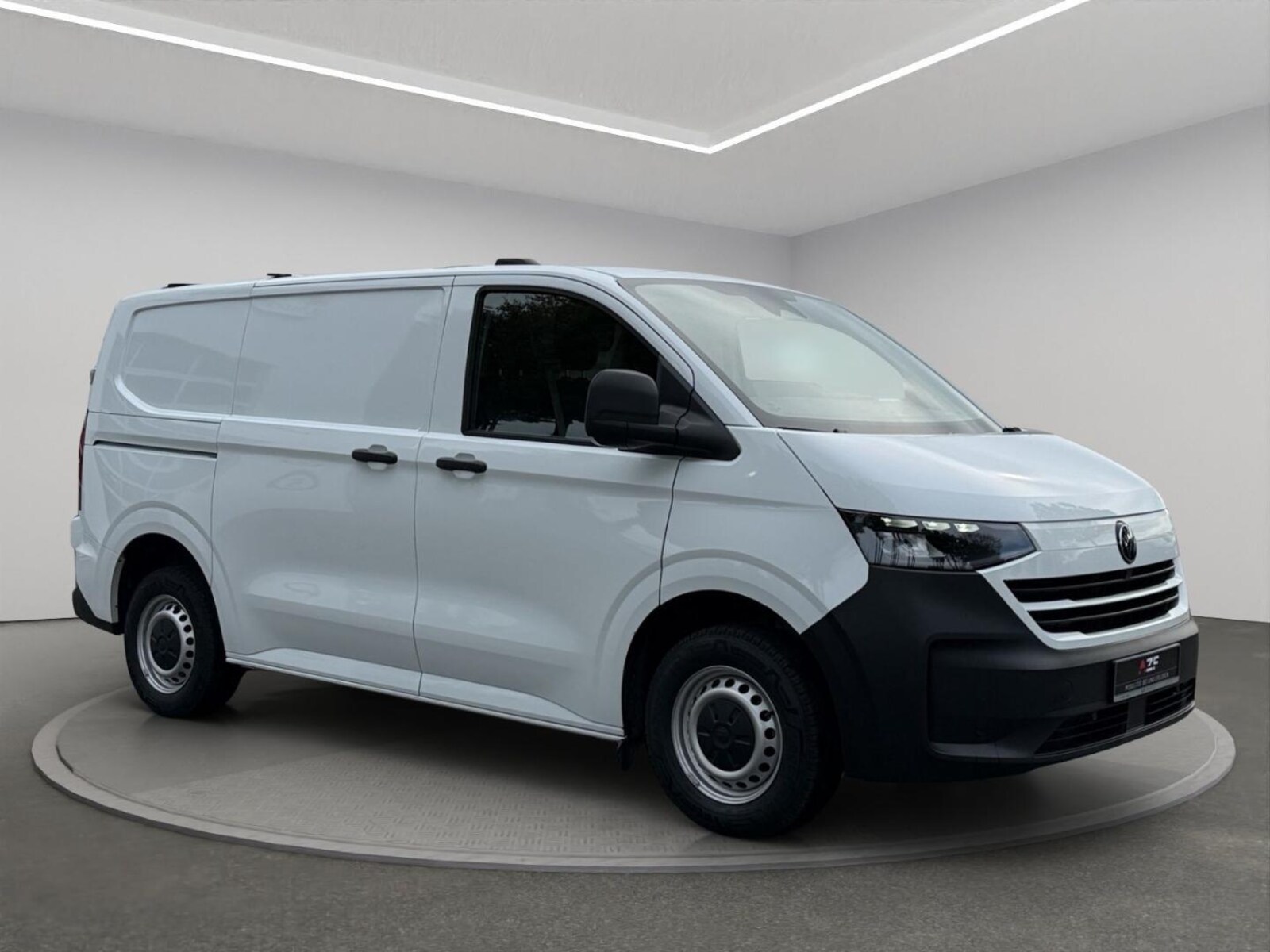 Volkswagen Transporter Kasten kurzer Radstand – Bild 3
