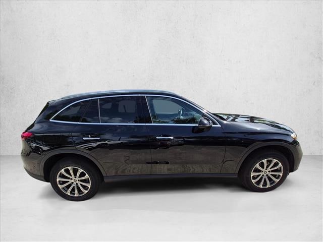 2026 Mercedes-Benz GLC 300