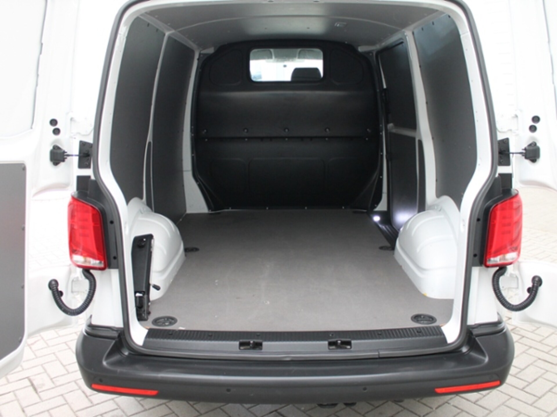 Volkswagen T6.1 Transporter Kasten kurzer Radstand