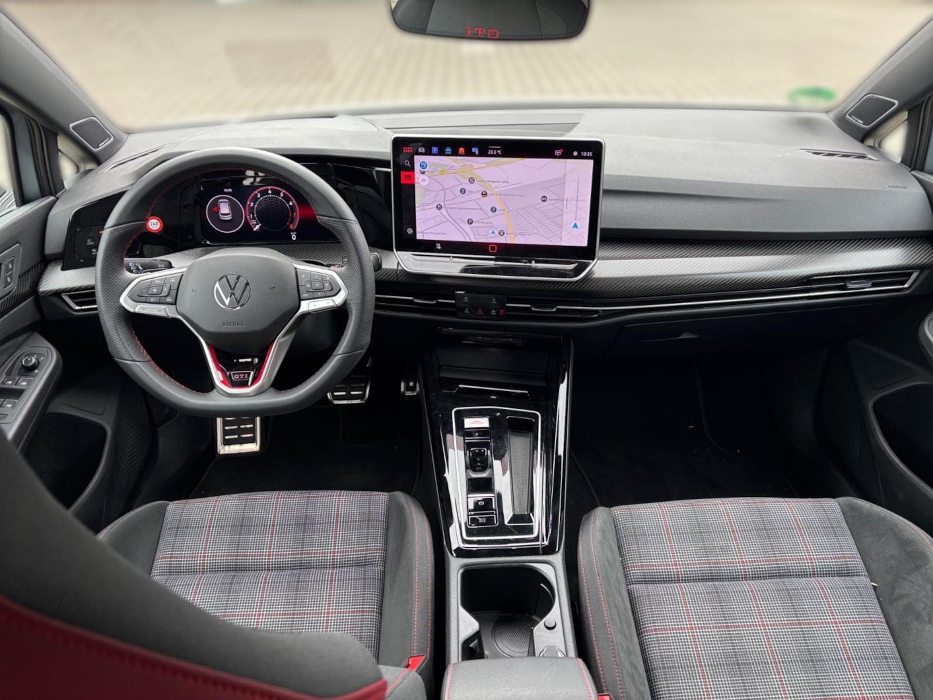 Volkswagen Golf GTI