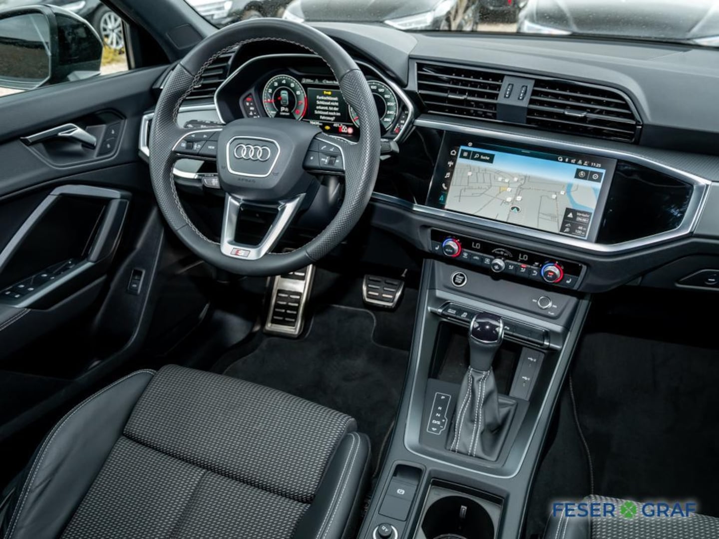 Bild über Audi Q3 Sportback S line 35 TFSI S tronic - für weitere Informationen kontaktieren Sie den Audi Partner