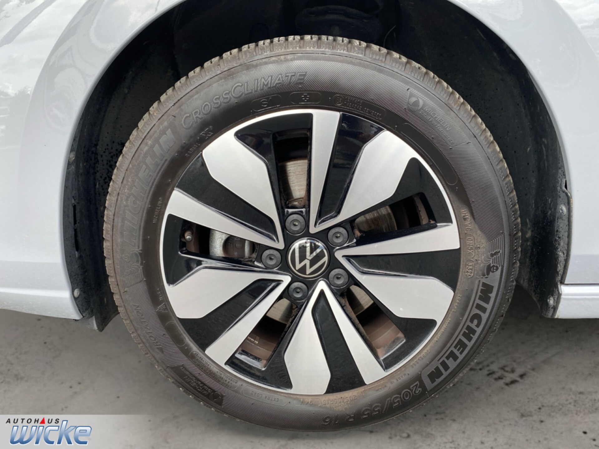 Volkswagen Golf Life