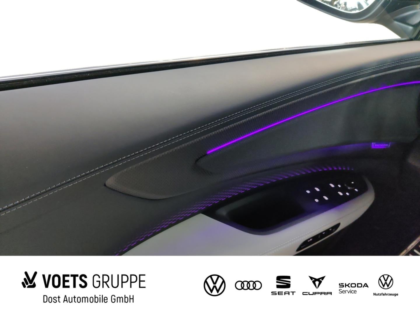 Bild über Audi Q7 SUV TDI quattro 220 kW tiptronic - für weitere Informationen kontaktieren Sie den Audi Partner