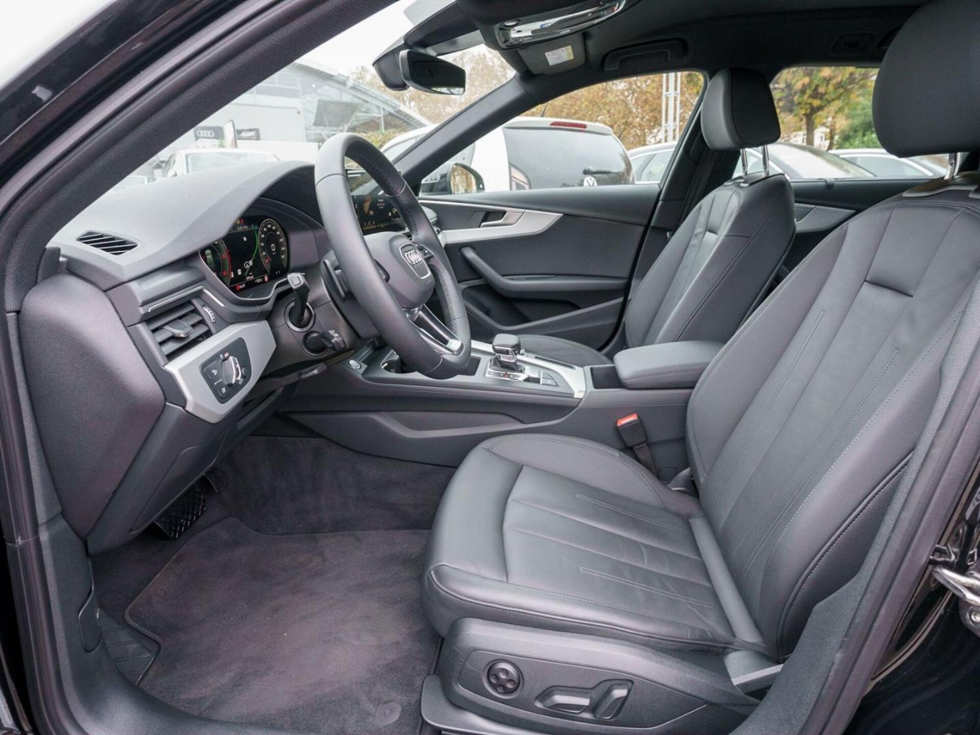 Audi A4 Avant S line