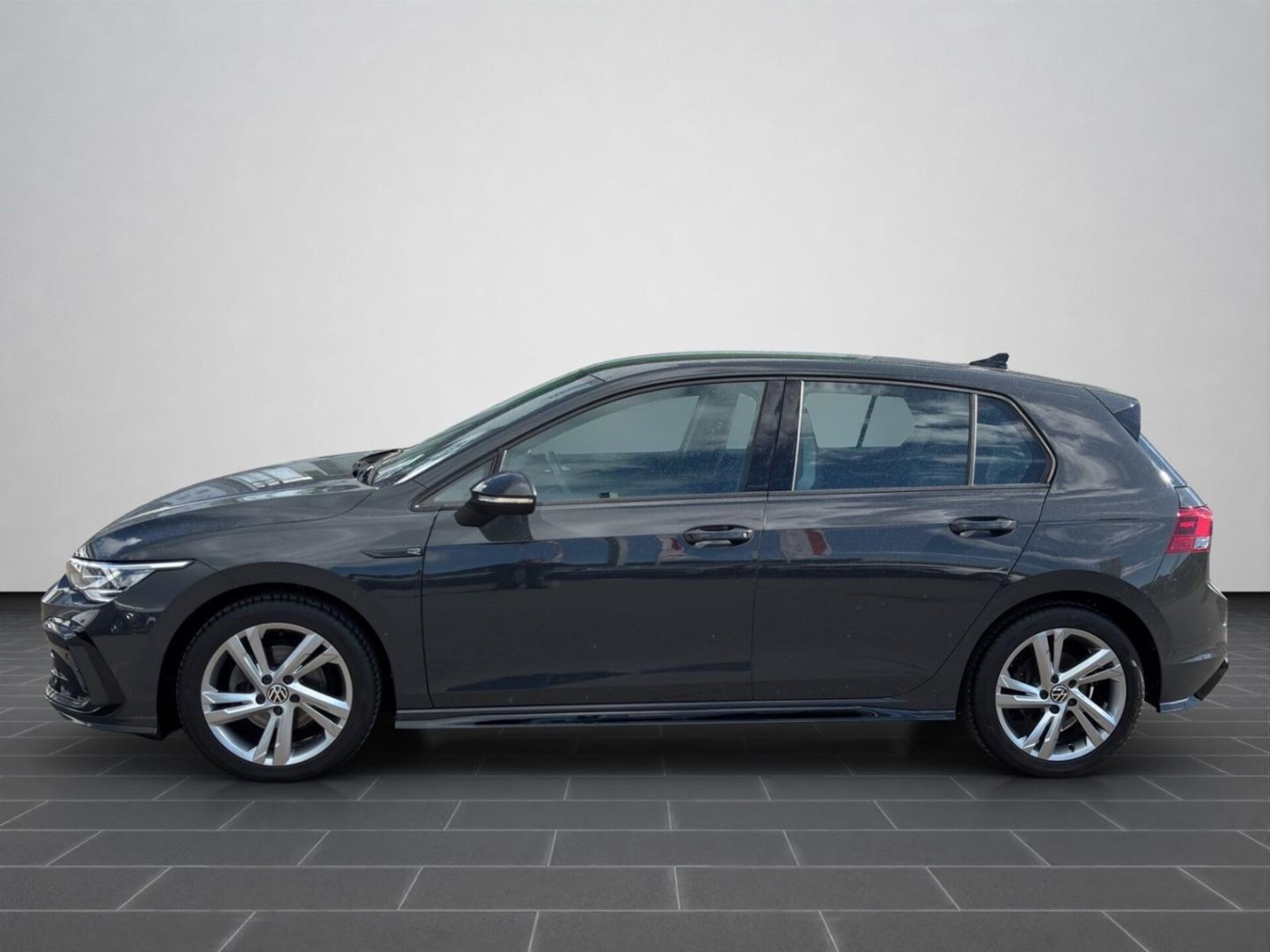 Volkswagen Golf R-Line
