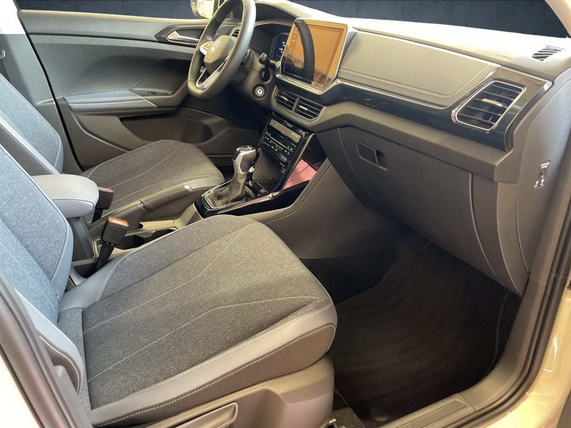 Volkswagen T-Cross Style