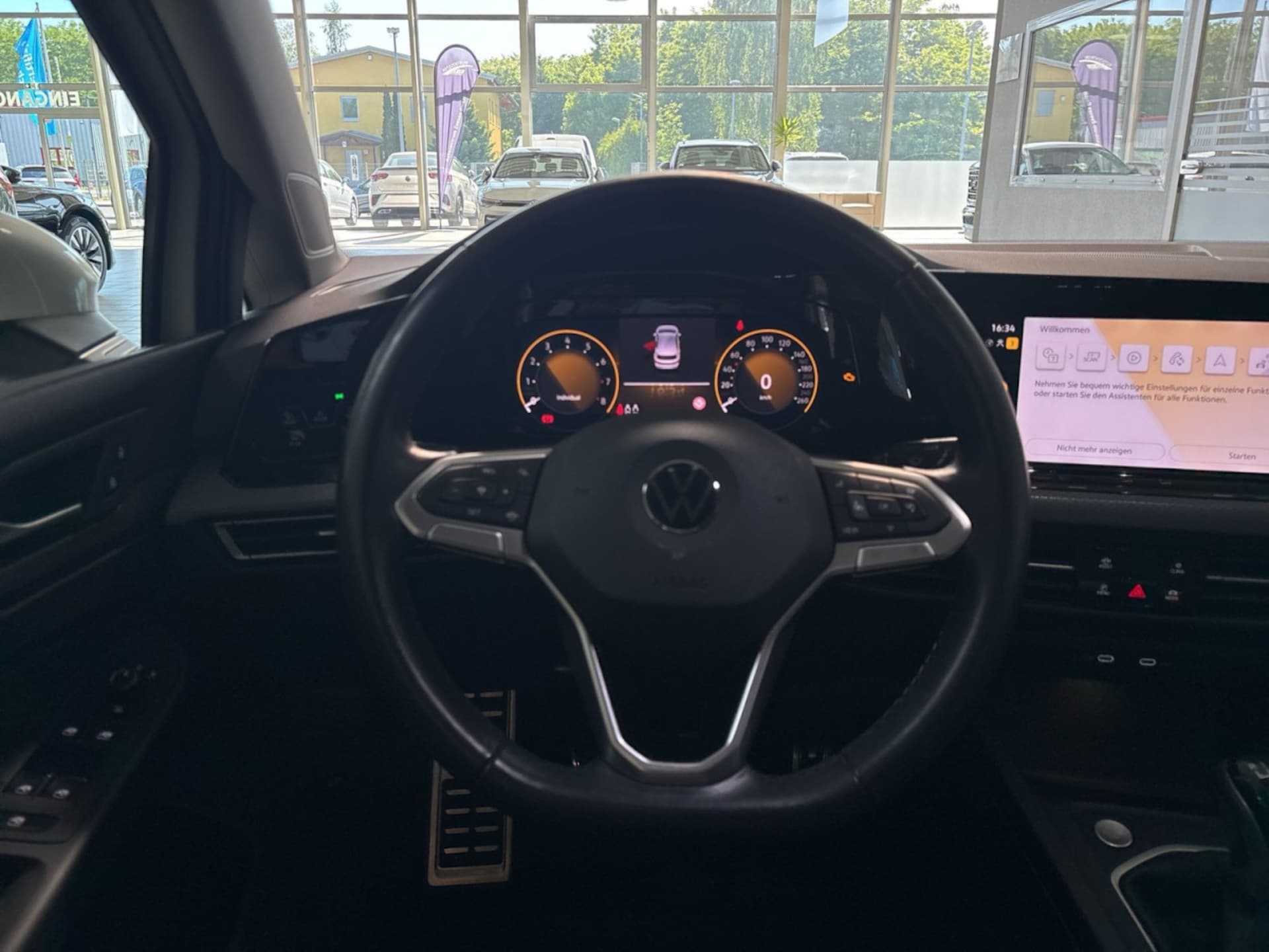 Volkswagen Golf Active