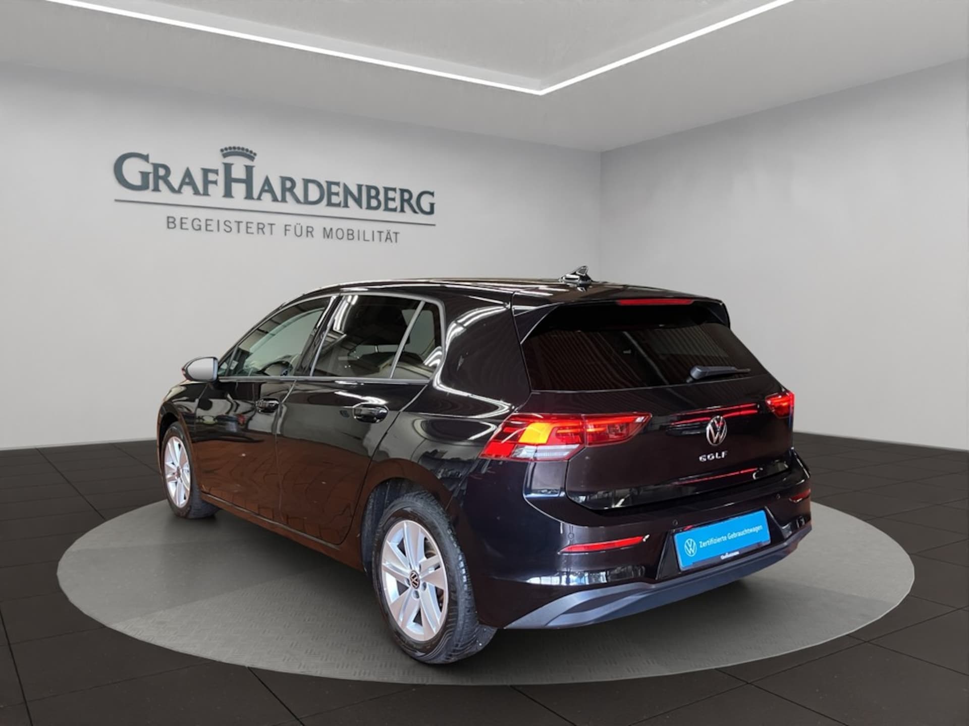 Volkswagen Golf Life