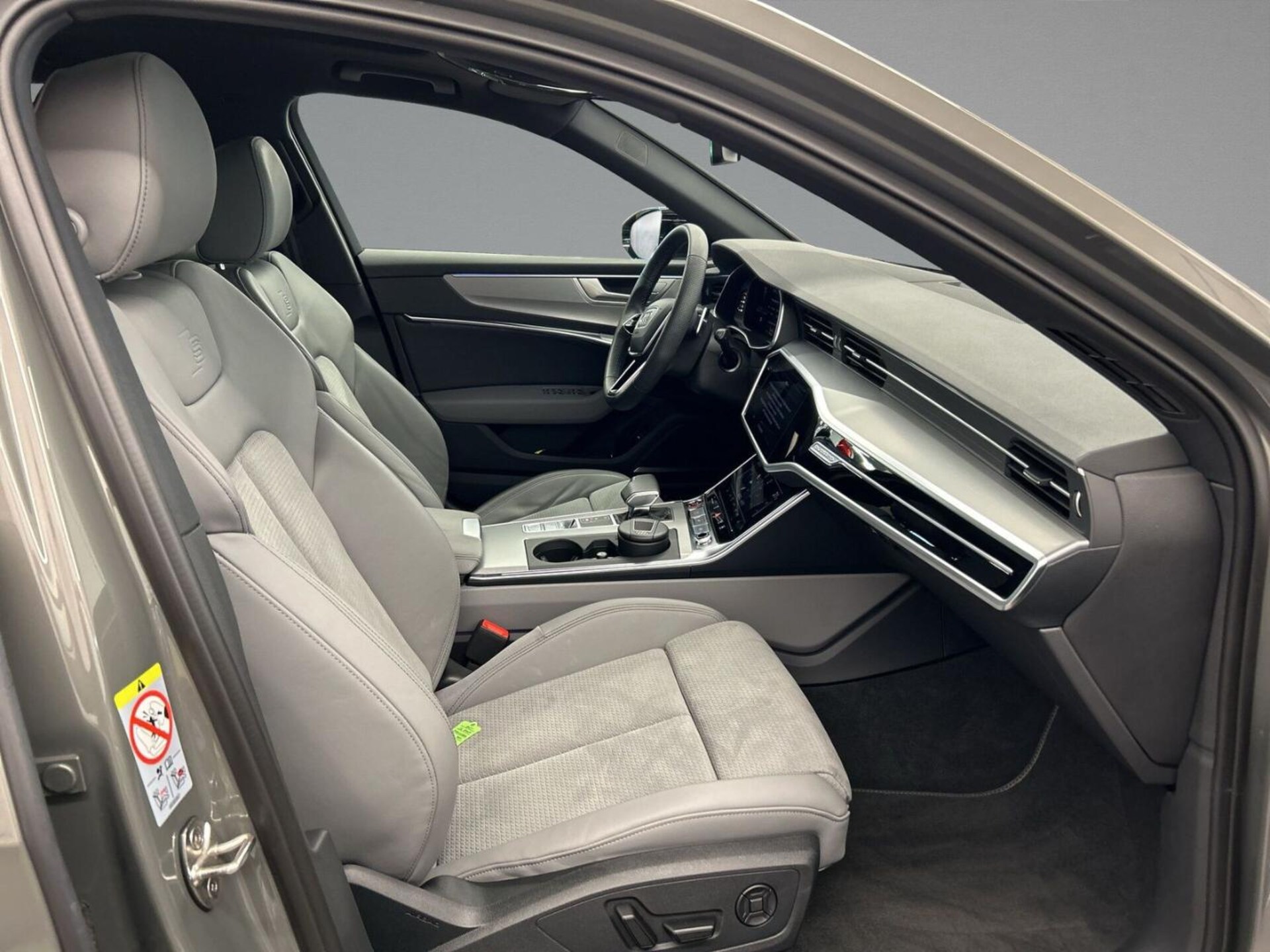 Audi S6 Avant