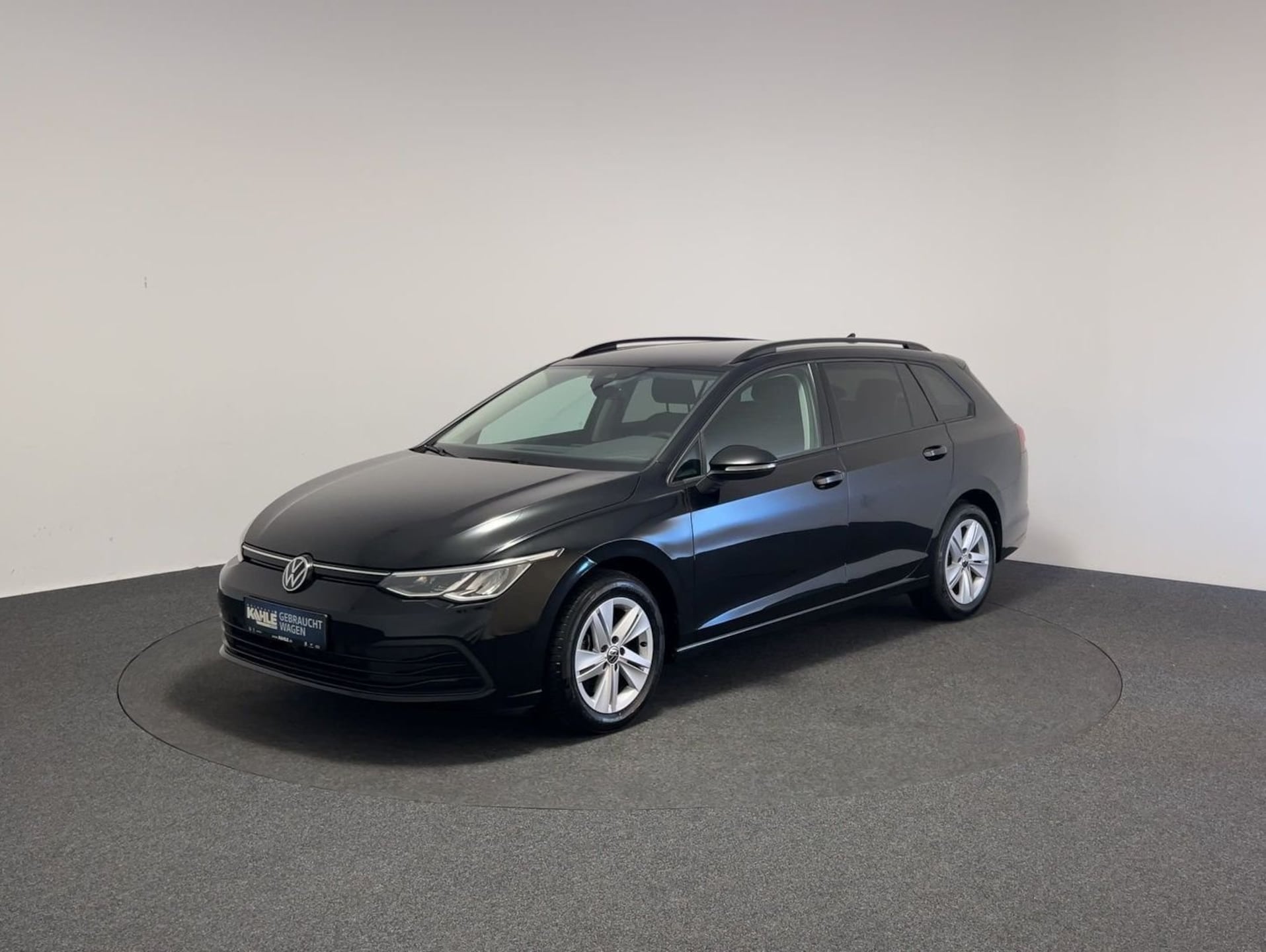 Volkswagen Golf Variant Life