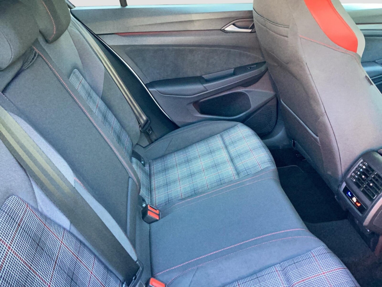 Volkswagen Golf – Bild 13