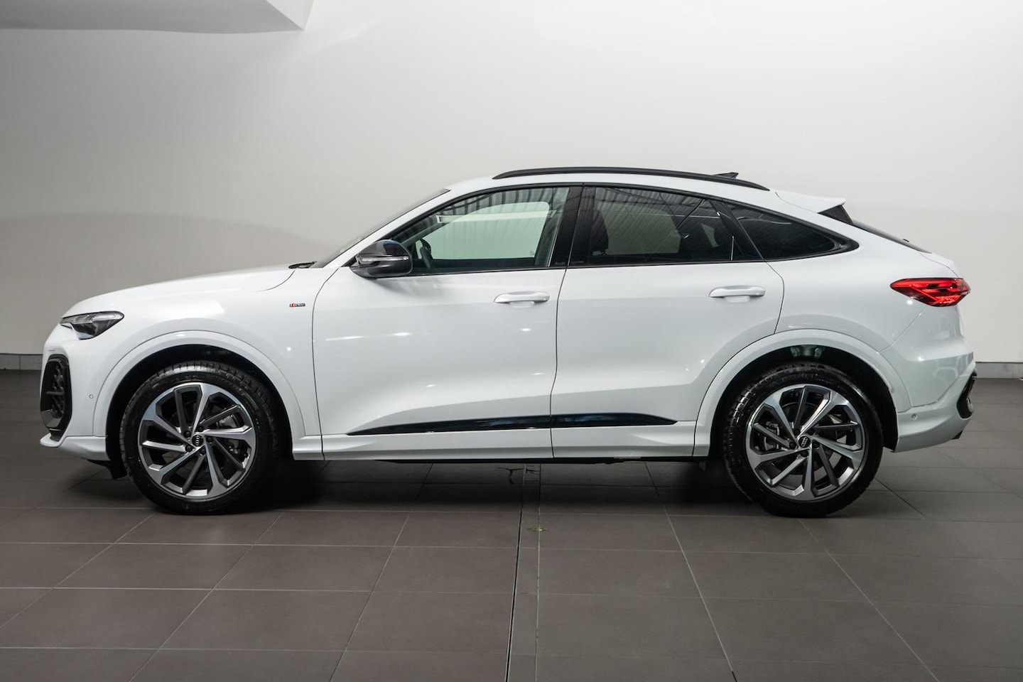 Image about Audi Q5 Sportback TFSI 150 kW