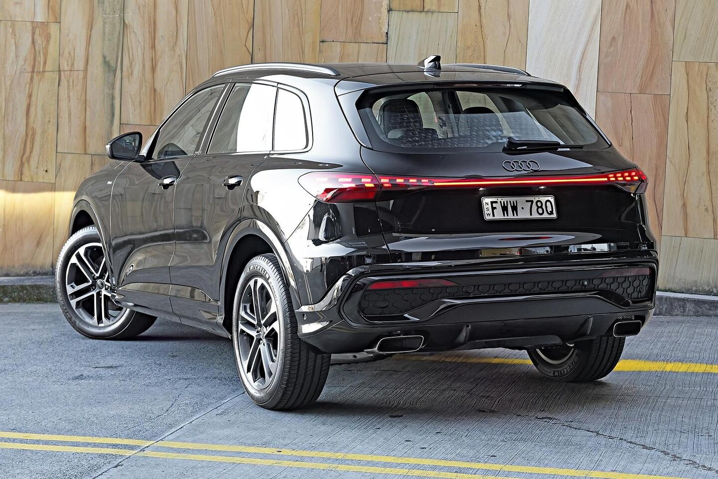 Image about Audi Q5 SUV TFSI 150 kW