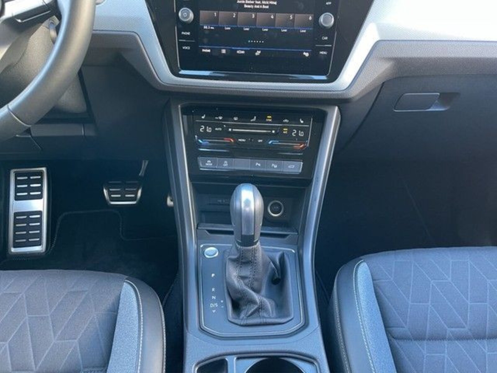 Volkswagen Touran – Bild 16