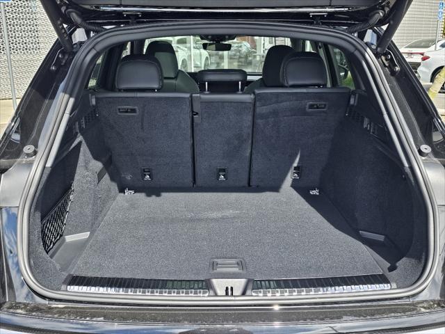 2025 Audi SQ5 Premium Plus - Photo 7