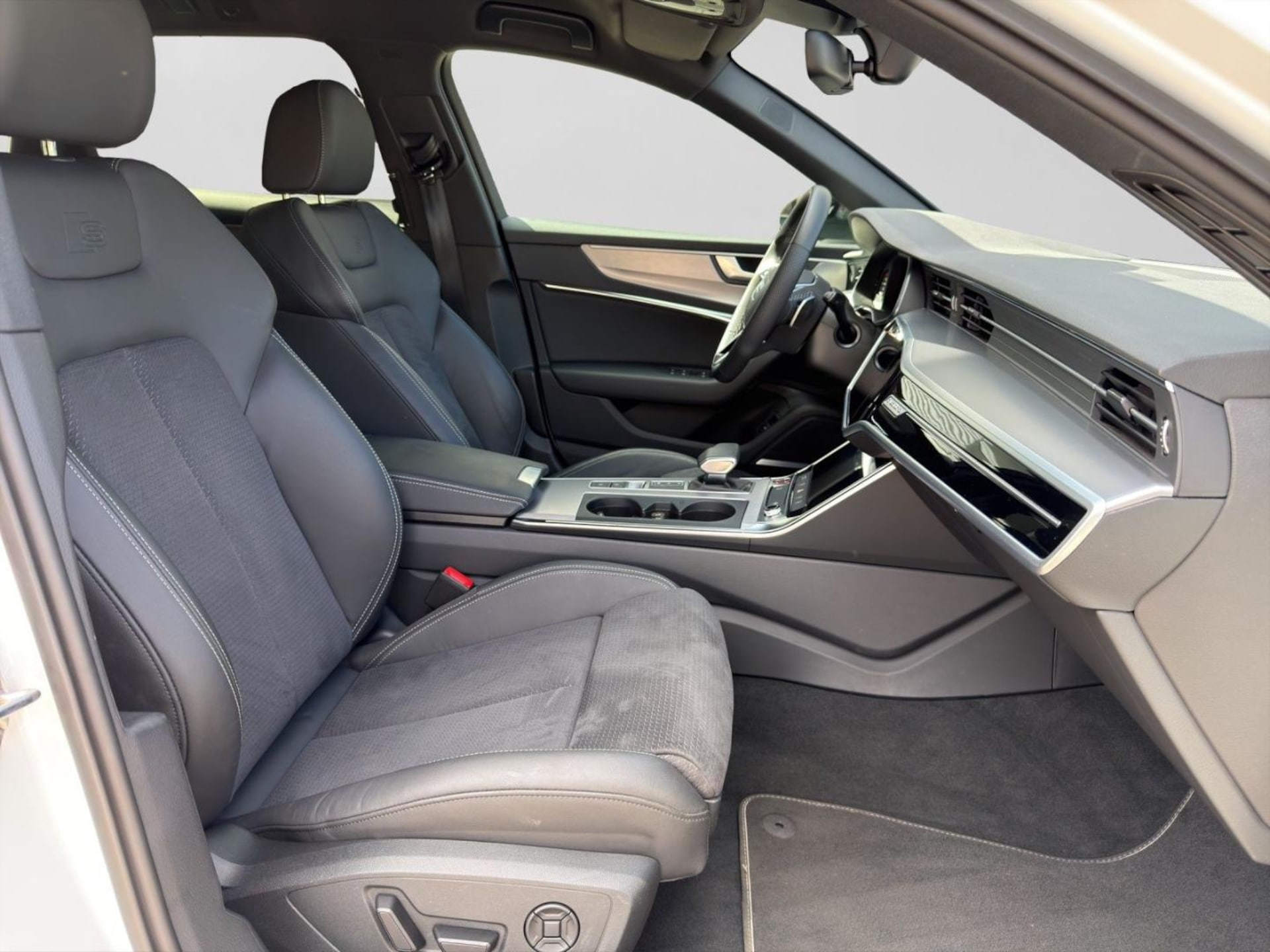 Audi S6 Avant