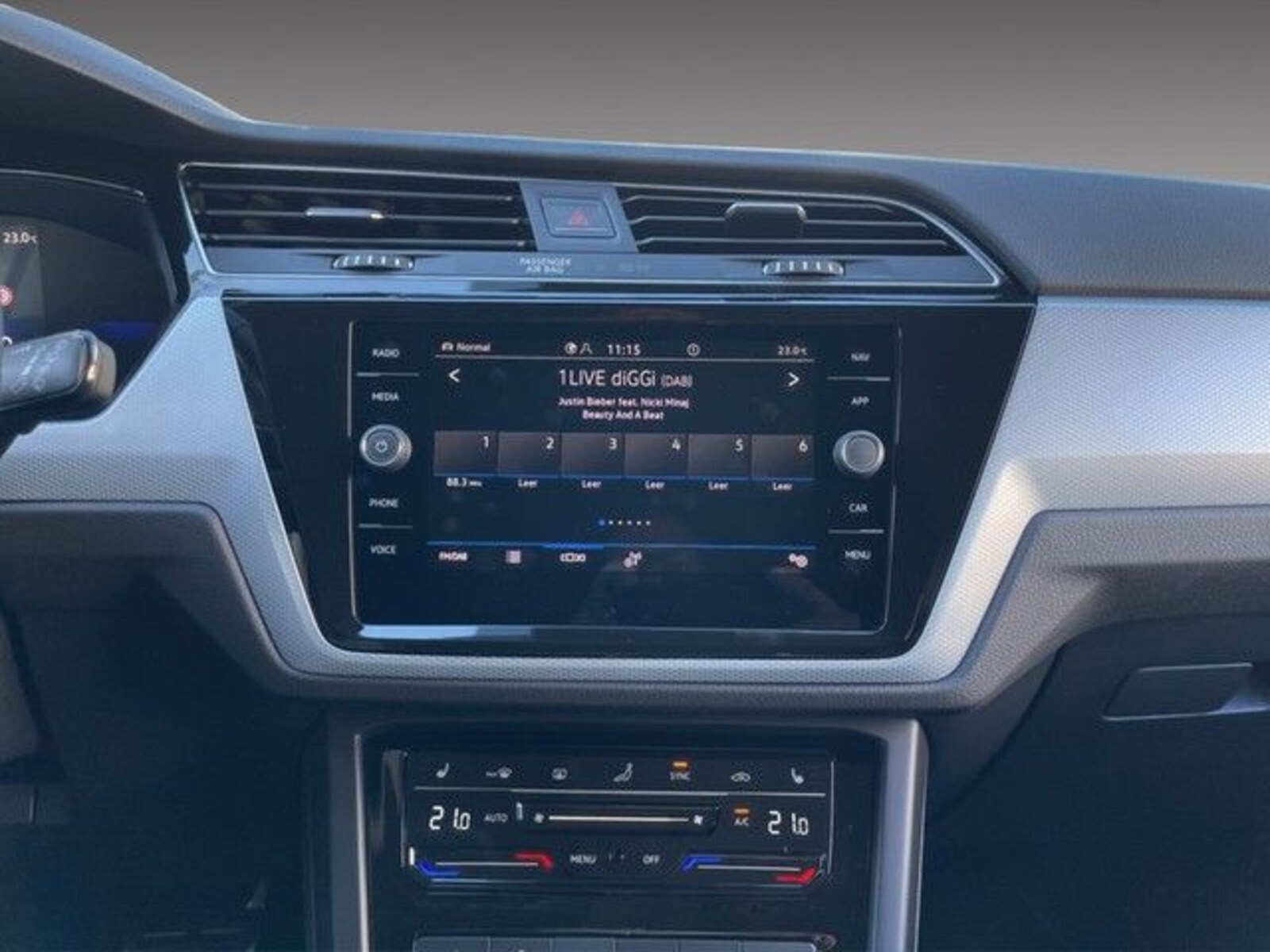 Volkswagen Touran – Bild 17