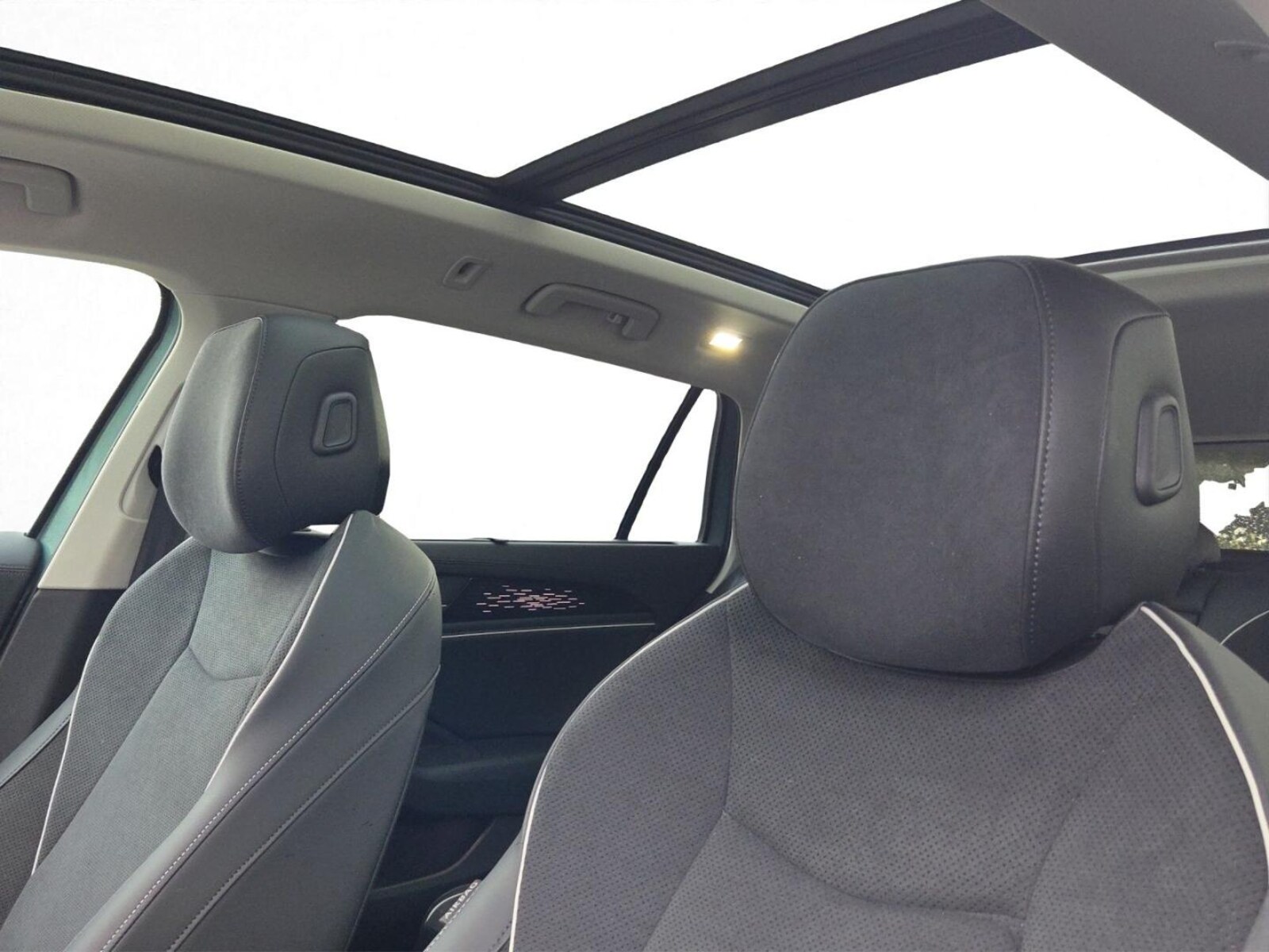 Volkswagen Passat – Bild 12