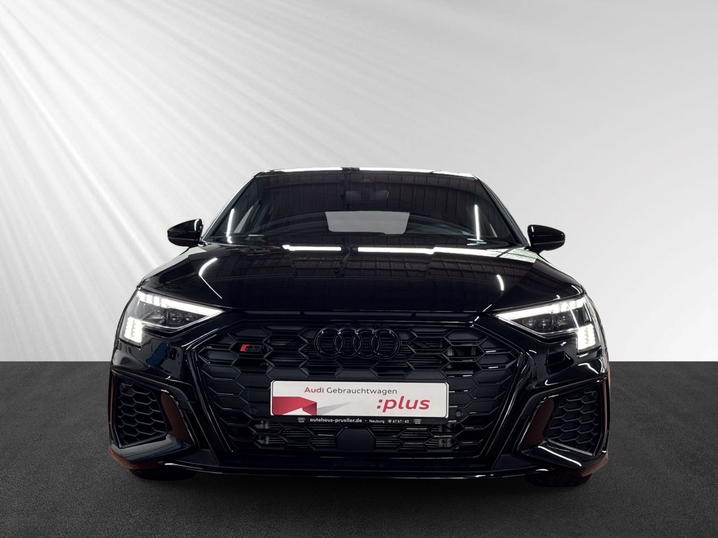 Bild über Audi S3 Sportback TFSI quattro S tronic - für weitere Informationen kontaktieren Sie den Audi Partner