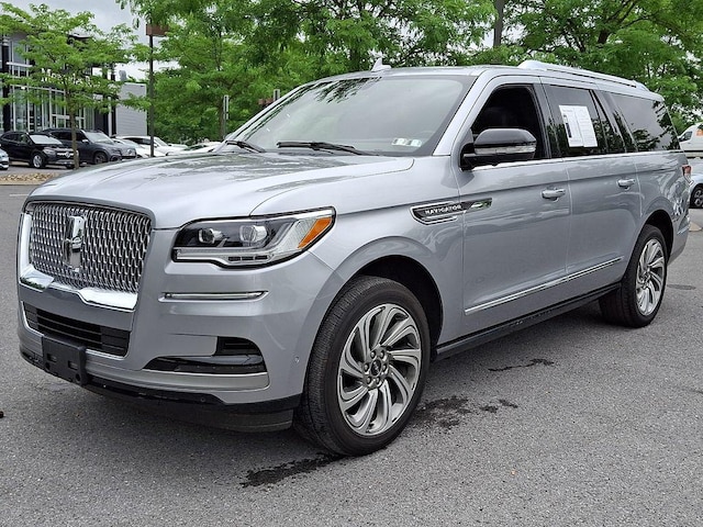 2023 Lincoln Navigator