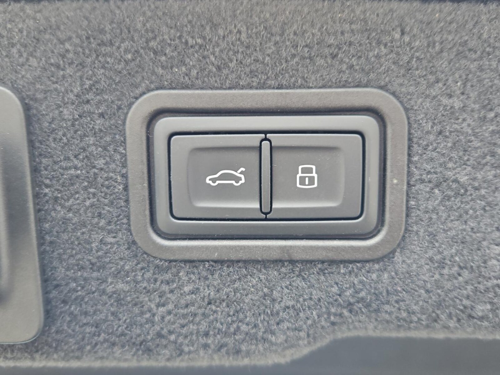 Audi A8 – Bild 14