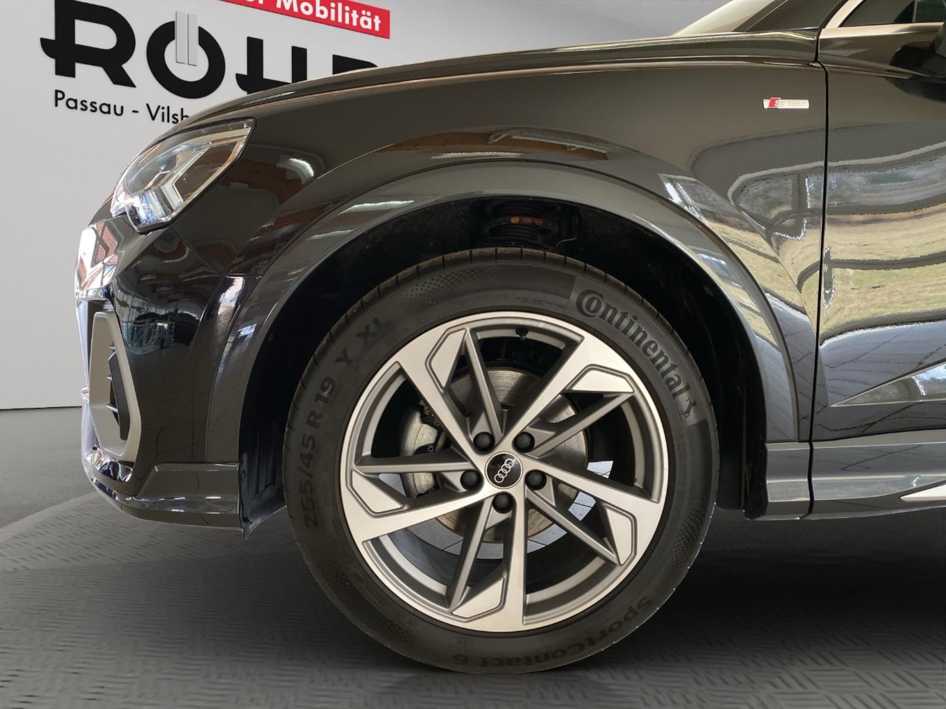 Audi Q3 Sportback S line