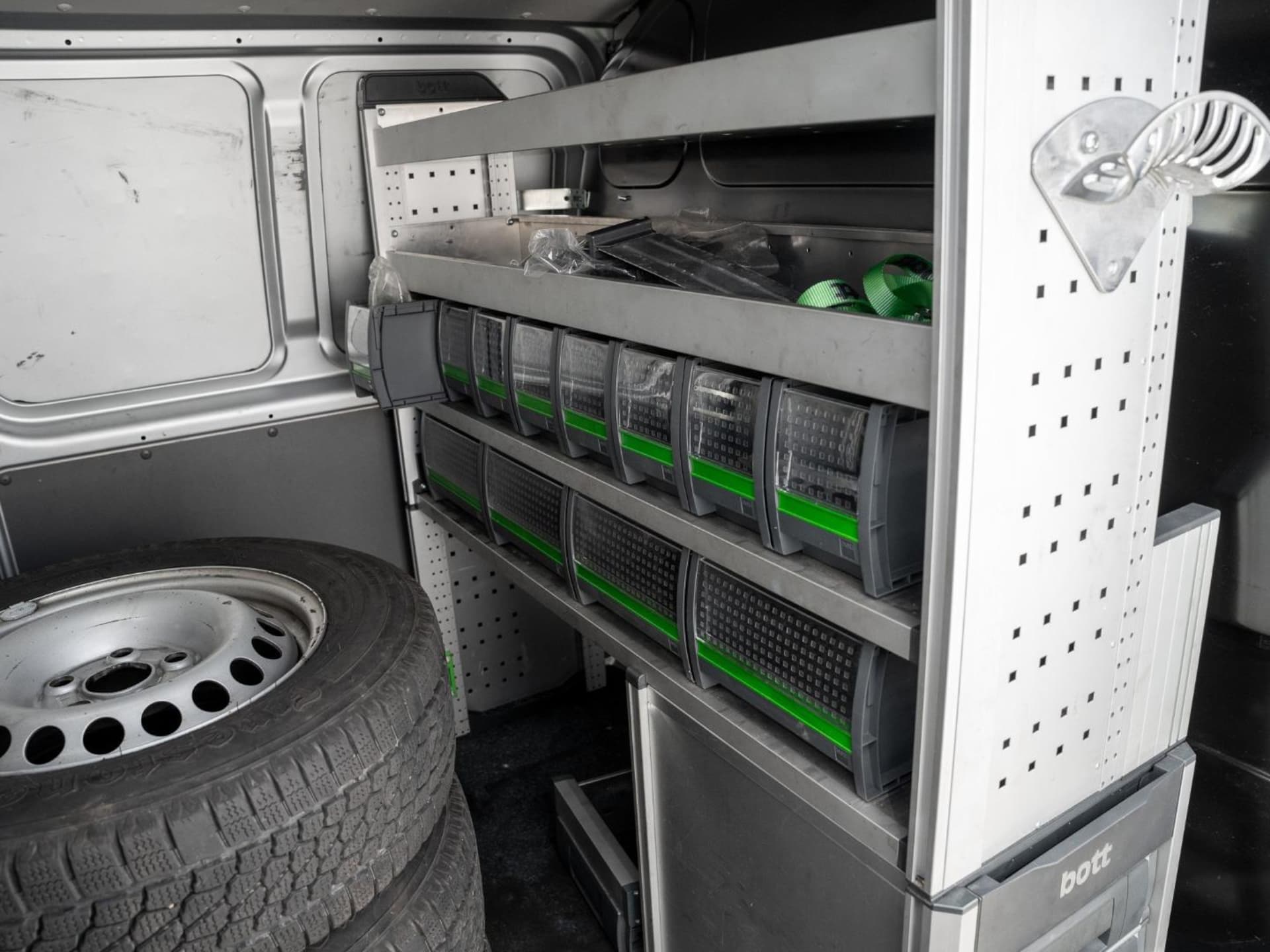 Volkswagen T6.1 Transporter Kasten langer Radstand
