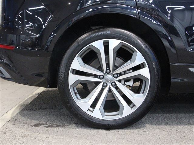 Image about Audi Q8 55 TFSI quattro S line 250(340) kW(PS) tiptronic