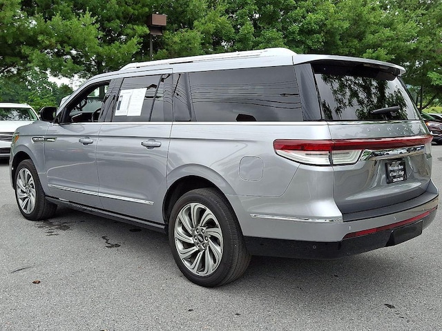 2023 Lincoln Navigator