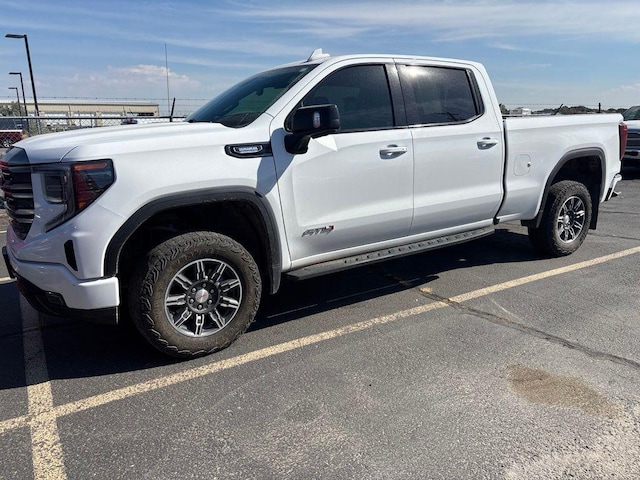 2024 GMC Sierra