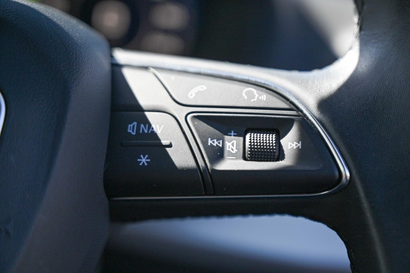 Image about Audi Q2 35 TFSI S tronic