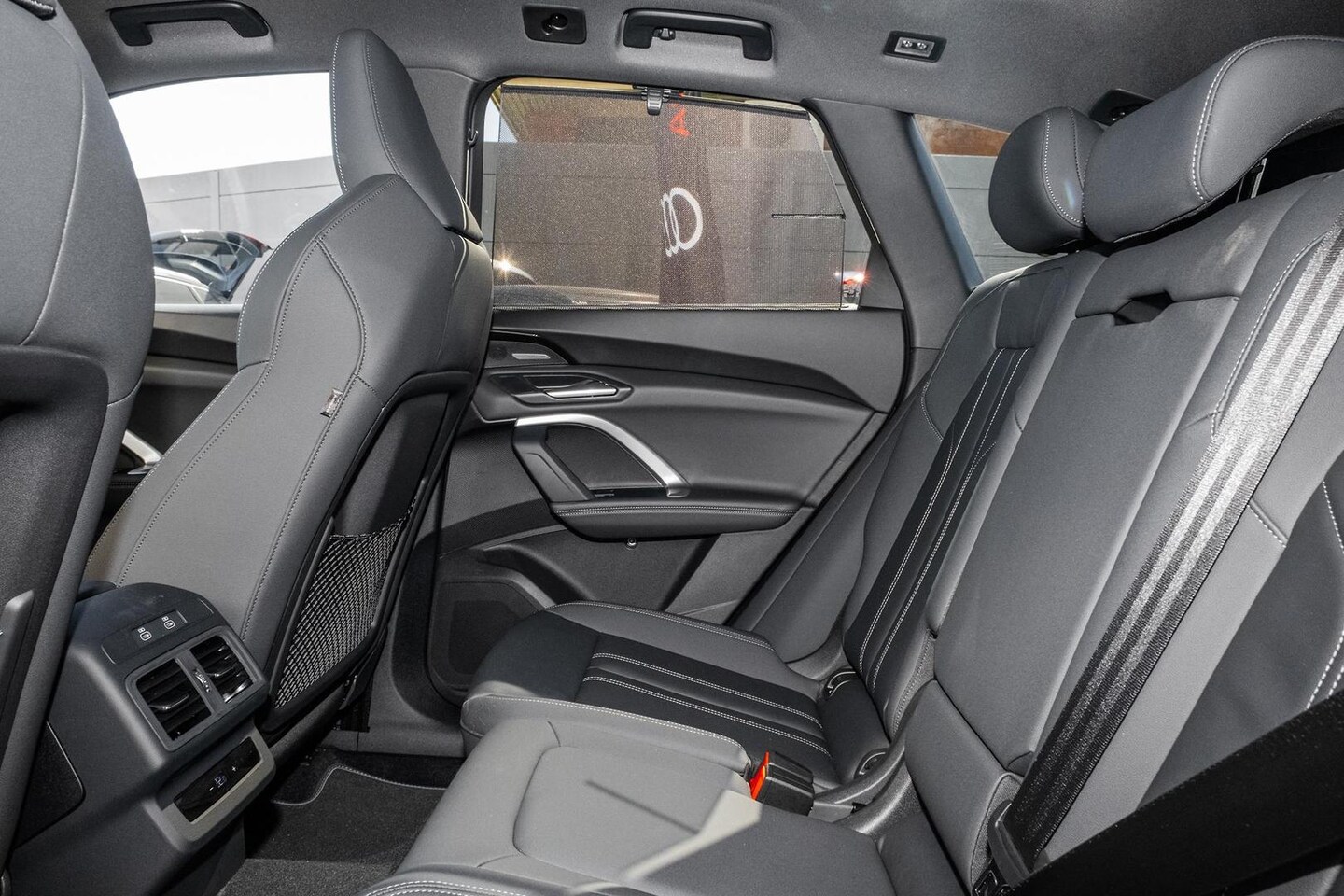 Image about Audi Q5 SUV TDI quattro 150 kW sport