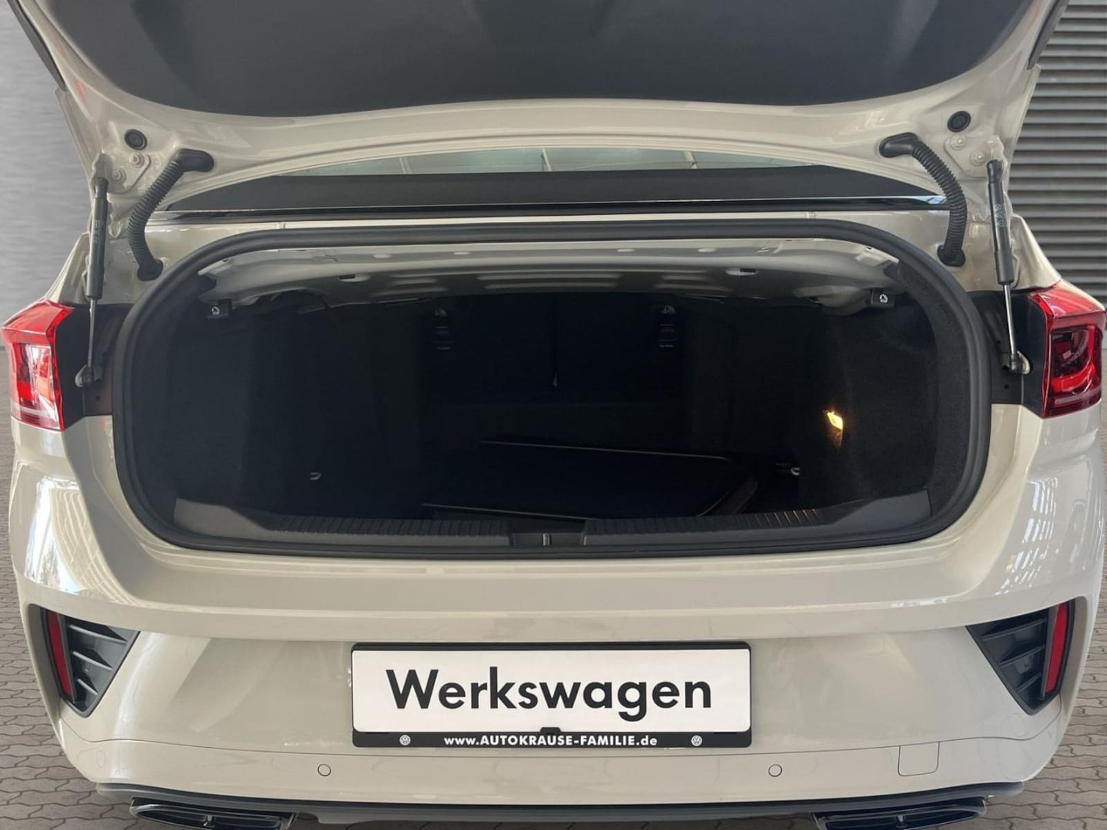 Volkswagen T-Roc Cabriolet – Bild 14