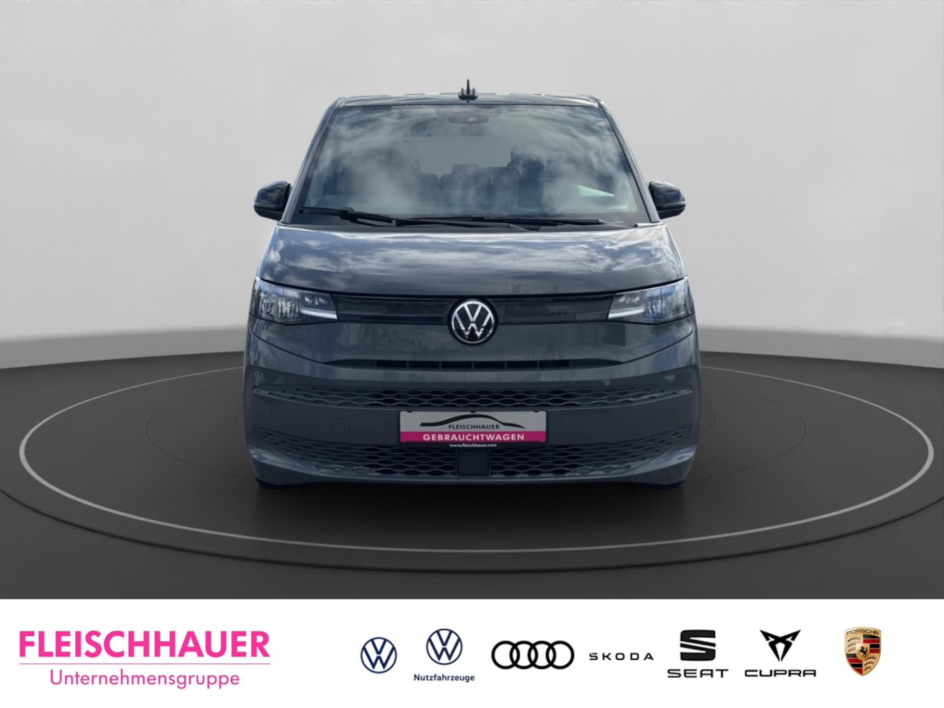 Volkswagen Multivan Langversion Basis-Modell